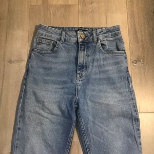 BDG urban outfitters girlfriend jeans size 26
